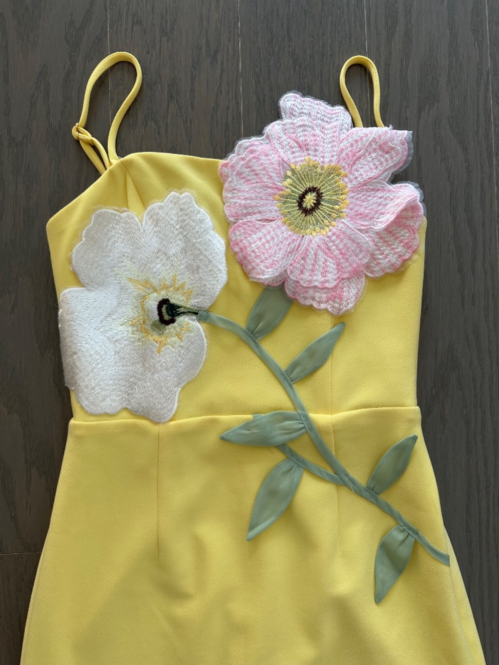 Elliatt Hope Strapless Yellow Floral Appliqué Midi Dress 3D Flower - SMALL - Picture 7 of 11